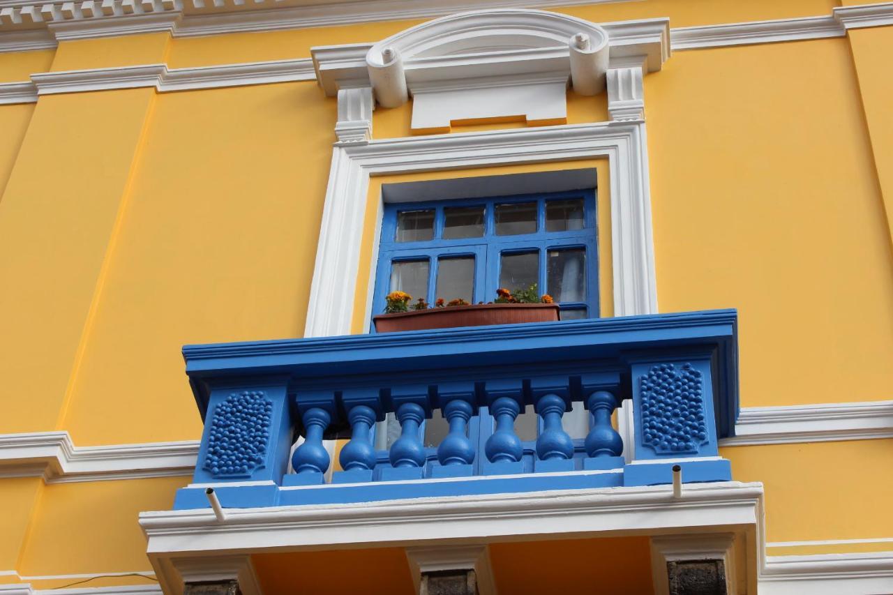 Hostal Cafe Tiana Латакунга Екстериор снимка